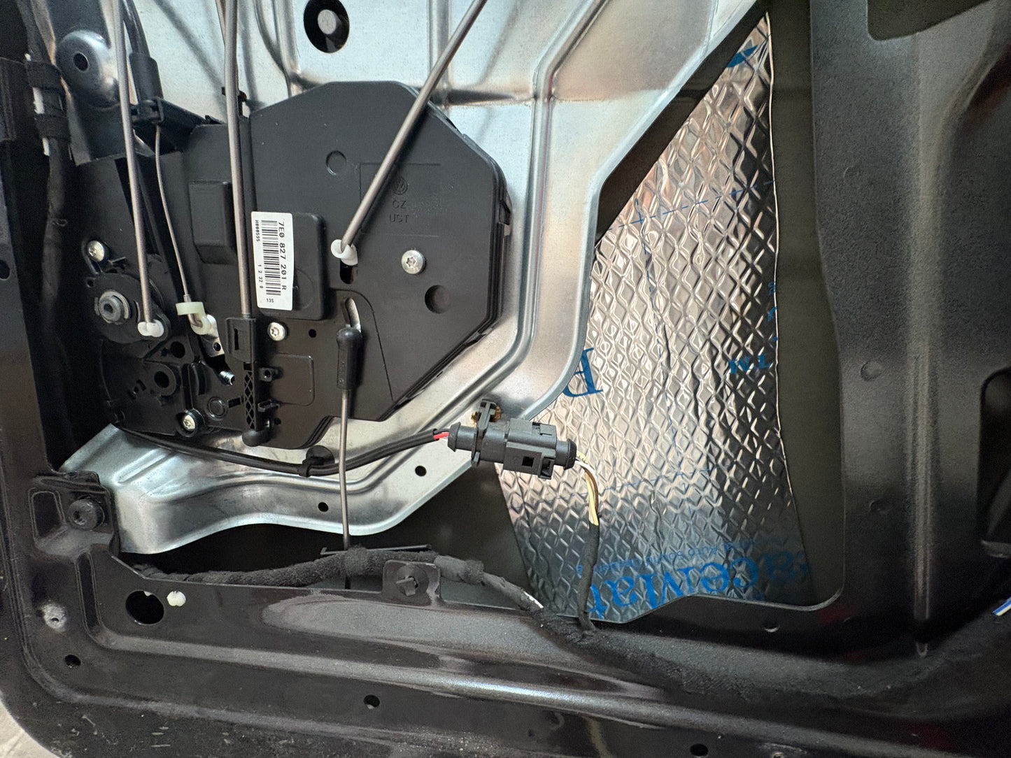 Camper Van Black Sound Deadening Pads, PeaceMAT™ XR (x20 Sheets)